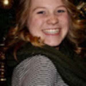 Meet your Posher, Chloe